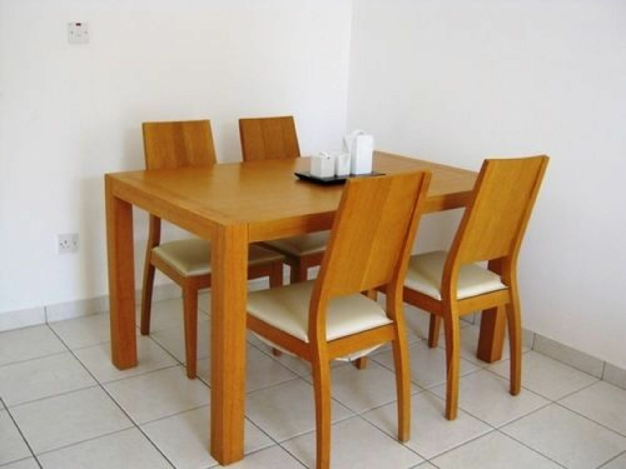 Francis Apartments Λάρνακα Εξωτερικό φωτογραφία